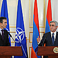 Президент Серж Саргсян и Генеральный секретарь НАТО Андерс Фог Расмуссен в Ереване перед представителями средств массовой информации выступают с заявлением