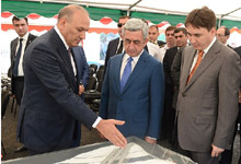 Президент присутствовал на церемонии закладки нового пограничного пропускного пункта в Баграташене