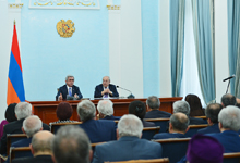  President Serzh Sargsyan met with the members of the Public Council