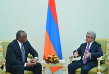 The newly appointed Ambassador of Ethiopia presented his credentials to President Sargsyan
