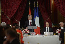 In honor of President Serzh Sargsyan the President of France gave official reception