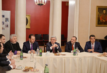 President met with the Armenian doctors and students residing in Moscow