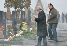 President Serzh Sargsyan visited “Yerablur” Military Pantheon