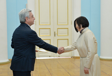  Ambassador of Mongolia presented her credentials to President Serzh Sargsyan