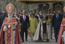 President Serzh Sargsyan attends Easter Patriarchal Divine Liturgy