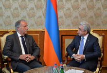 Serzh Sargsyan receives Goethe Institute President Klaus-Dieter Lehman