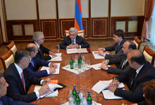 President holds consultation on Armenia-China bilateral cooperation issues