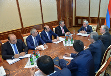 President holds consultation on US-Armenia economic cooperation agenda