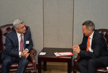 President Serzh Sargsyan meets with ICRC President