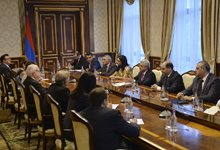 President Serzh Sargsyan receives delegation of U.S. Congressmen