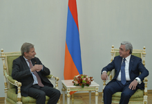 President receives EC Commissioner for Neighborhood Policy and Enlargement Negotiations