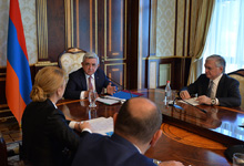 President Serzh Sargsyan holds consultation on Armenian-Italian economic cooperation agenda