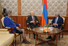 President receives world-renowned scientists Yuri Oganesyan and Ani Apraհamyan