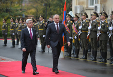 Official welcoming ceremony for Moldova President held at Presidential Palace