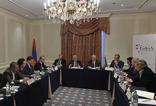 President meets with members of the Board of “European Friends of Armenia” organization