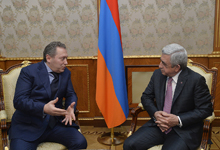 President receives Gazprom-Media Holding Film and TV Group Director General