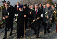 President Serzh Sargsyan visited the Erablur Pantheon