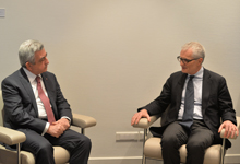 RA President Serzh Sargsyan meets with PACE President