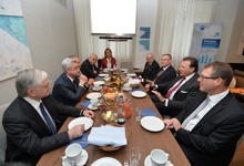 President meets with the leaders of a number of leading companies of Bavaria in Munich