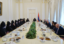 President hosts Supreme Spiritual Council members