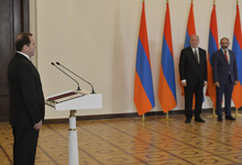 Oath taking ceremony of the members of the RA Government took place at the Presidential Palace