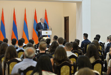 President received students of the AGBU Manoogian-Demirdjian School