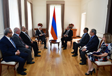 President received representatives of the Tekeyan Center and RAK