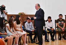 Schoolchildren from Norshen village of Samtskhe-Javakhk were hosted at the Presidential Palace