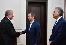 President Armen Sarkissian receives Arkady Dvorkovich