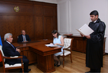 Swearing in ceremony of the RA Administrative Court judge took place at the Presidential Palace