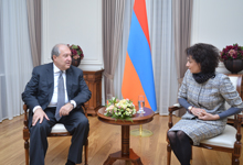 President Armen Sarkissian hosted Anna Hakopian