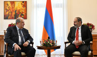 Նախագահ Արմեն Սարգսյանը հանդիպել է վարչապետ Նիկոլ Փաշինյանի հետ