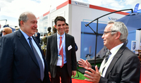 President Sarkissian in Le Bourget visited the pavilion of the French Safran airspace company