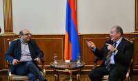 Հանրապետության նախագահ Արմեն Սարգսյանն այսօր  հանդիպել է «Այլընտրանքային նախագծեր» խմբի անդամների հետ 