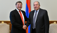 President Sarkissian received the Mayor of Glendale Ara Najarian: Armenia is also home for our compatriots in Spyurk
