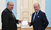 The newly appointed Ambassador of Spain presented his credentials to President Sarkissian