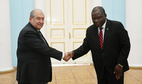 Newly appointed Ambassador of Zambia in Armenia presented his credential to Armen Sarkissian