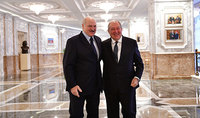 «Неоценим Ваш вклад в развитие дружественных белорусско-армянских отношений», - Александр Лукашенко поздравил Президента Армена Саркисяна с Днём рождения
