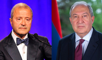 Президент Армен Саркисян провёл телефонный разговор с армянским предпринимателем из Диаспоры, национальным благотворителем Ваче Манукяном