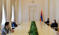 Президент Республики Армен Саркисян продолжает совещания