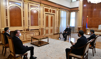 Президент Армен Саркисян продолжает политические консультации
