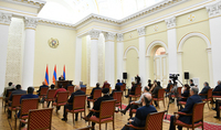 Президент Армен Саркисян встретился с представителями общественности