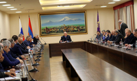 Каждый армянин должен думать об Армении как о своём доме. Президент Армен Саркисян встретился с группой представителей российской армянской общины