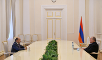 Президент Армен Саркисян встретился с руководителем фракции НС «Просвещённая Армения» Эдмоном Марукяном