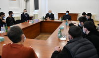 “We can get out of this situation if we are all together: I am with you, you are with me․” In Gyumri, President Armen Sarkissian met with a group of conscripts and volunteers from Shirak who took part in the war