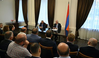 Le Président Vahagn Khatchatourian effectue une visite de travail à Saint-Pétersbourg