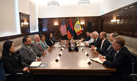 
Президент Ваагн Хачатурян встретился с мэром Лос-Анджелеса Карен Басс