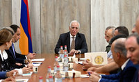 Նախագահ Վահագն Խաչատուրյանի գլխավորությամբ Արմավիրի մարզպետարանում տեղի է ունեցել աշխատանքային խորհրդակցություն