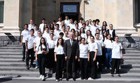 Le président de la République Vahagn Khatchatourian a reçu les participants du troisième programme Summer School de l'Assemblée nationale