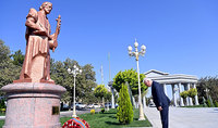 President Vahagn Khachaturyan visited the Magtymguly Fragi cultural complex